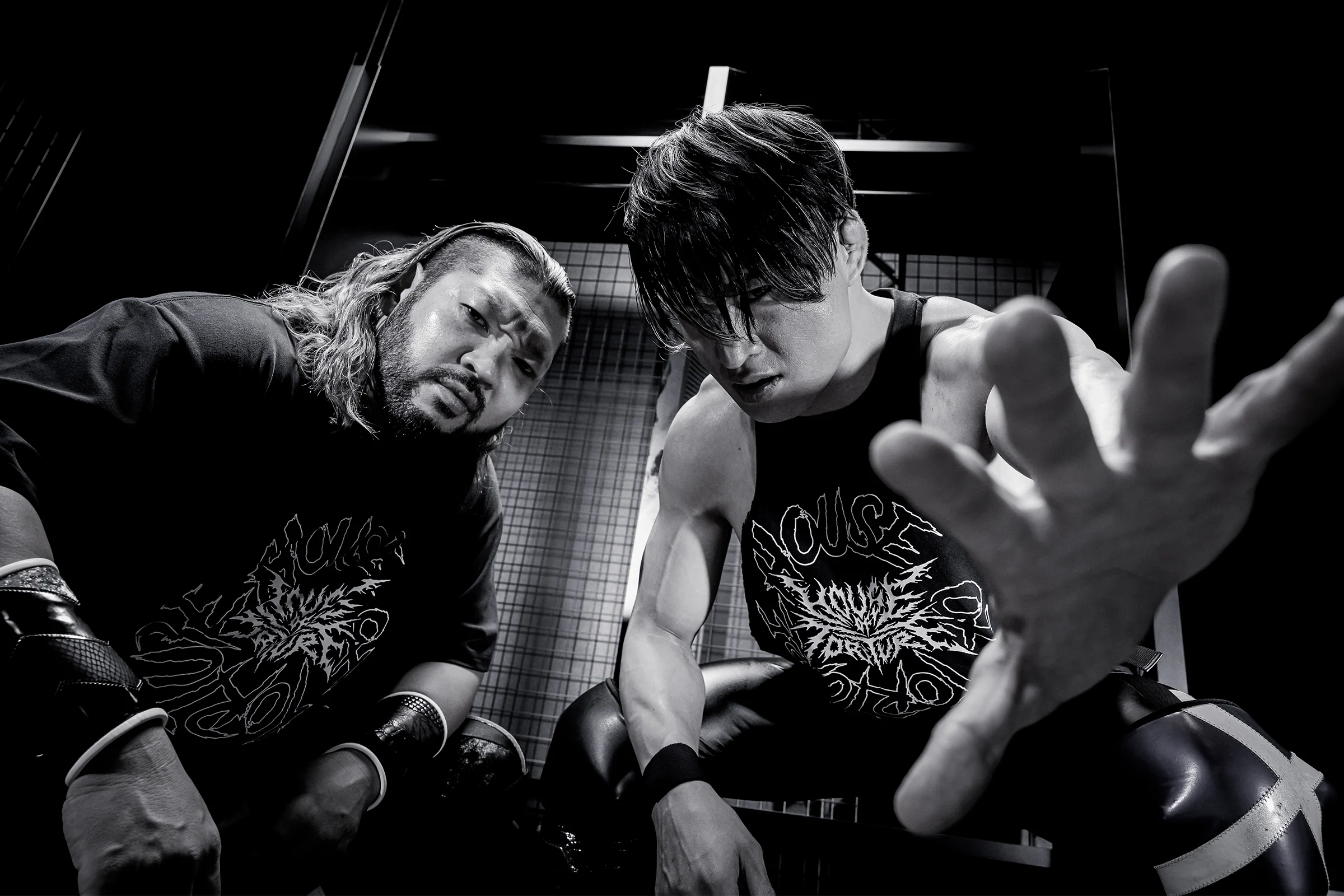 UA HOUSE OF TORTURE ヘビーウェイト オーバーサイズド Tシャツ - Image 10